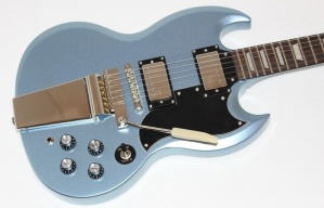 Epiphone G-400 Limited-Edition Deluxe with Maestro